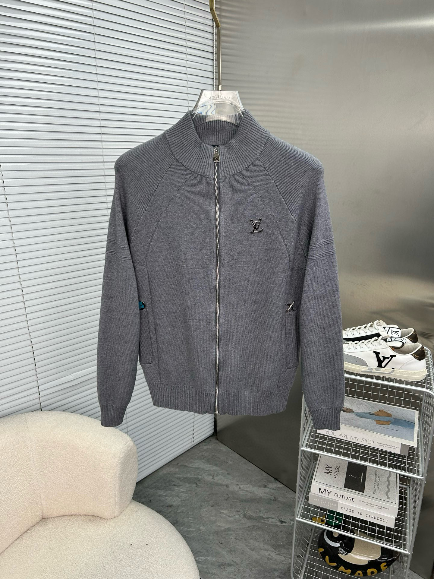 루이비통 남자 가디건