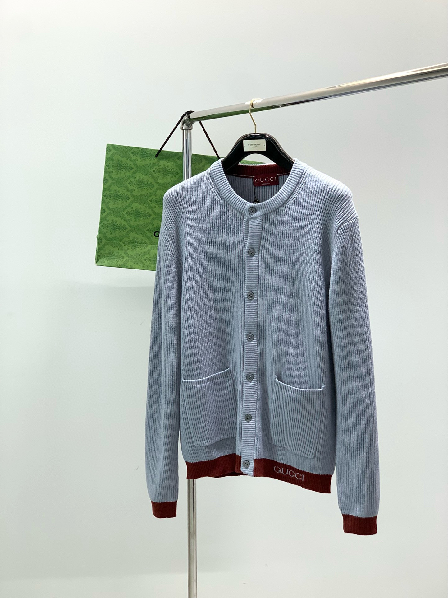 구찌 남자 가디건