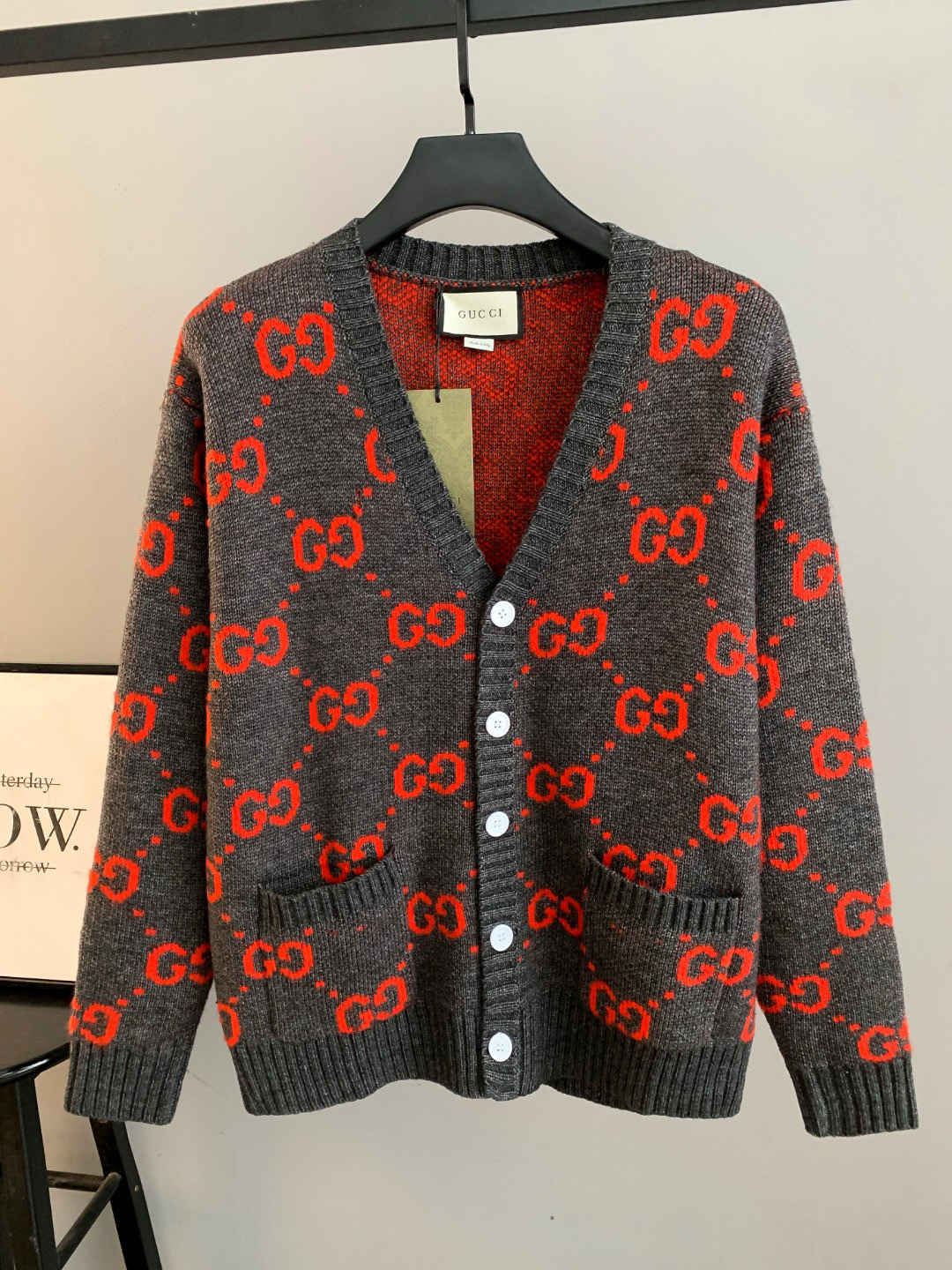 구찌 남자 가디건