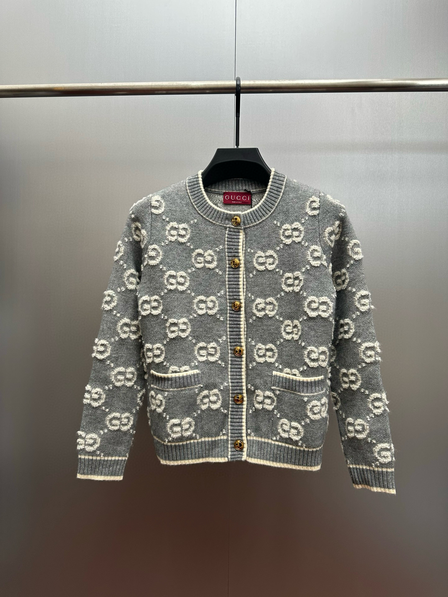 구찌 남자 가디건