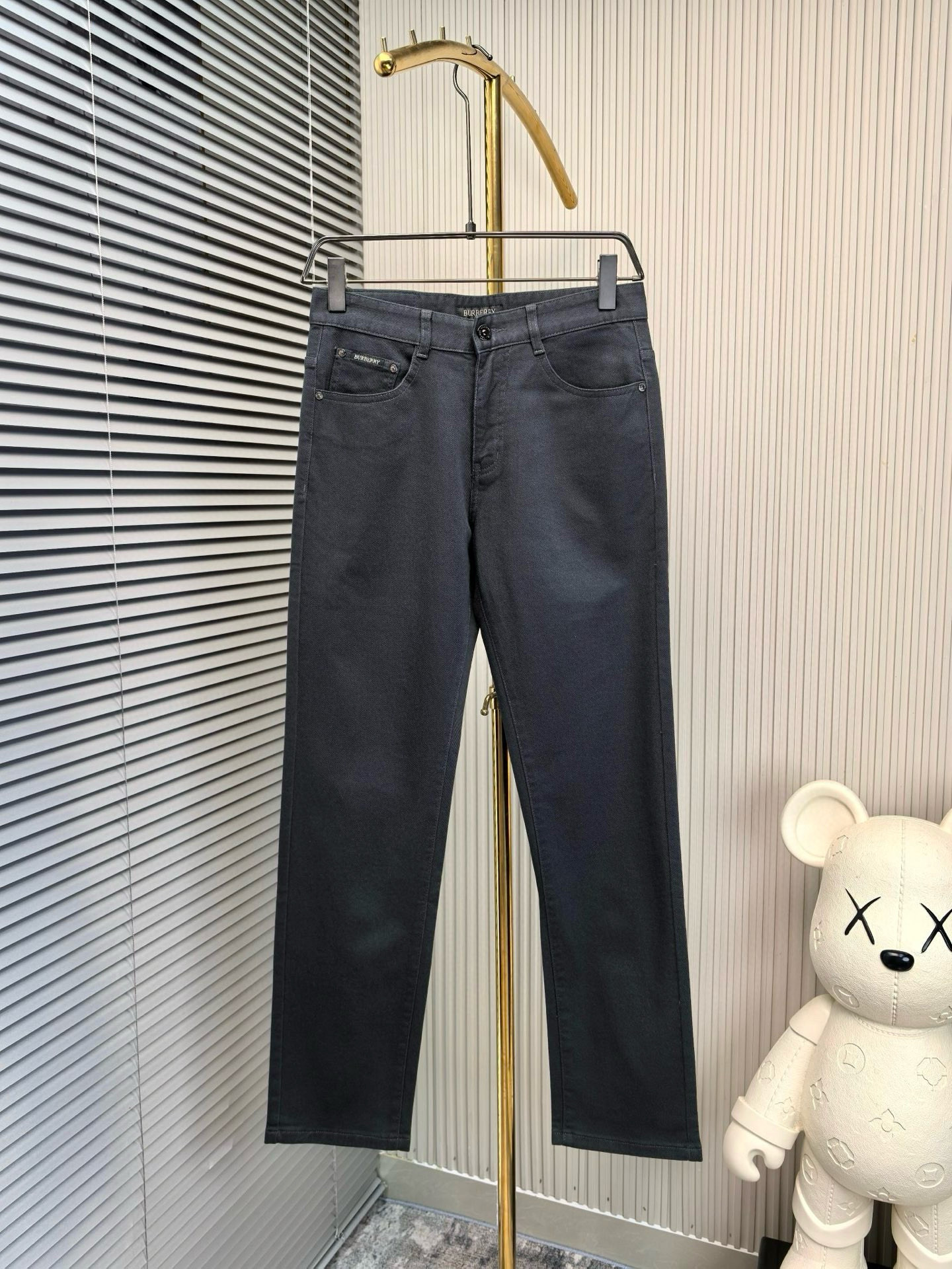 버버리 남자 청바지