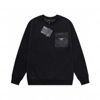 프라다 남자 맨투맨