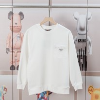 프라다 남자 맨투맨