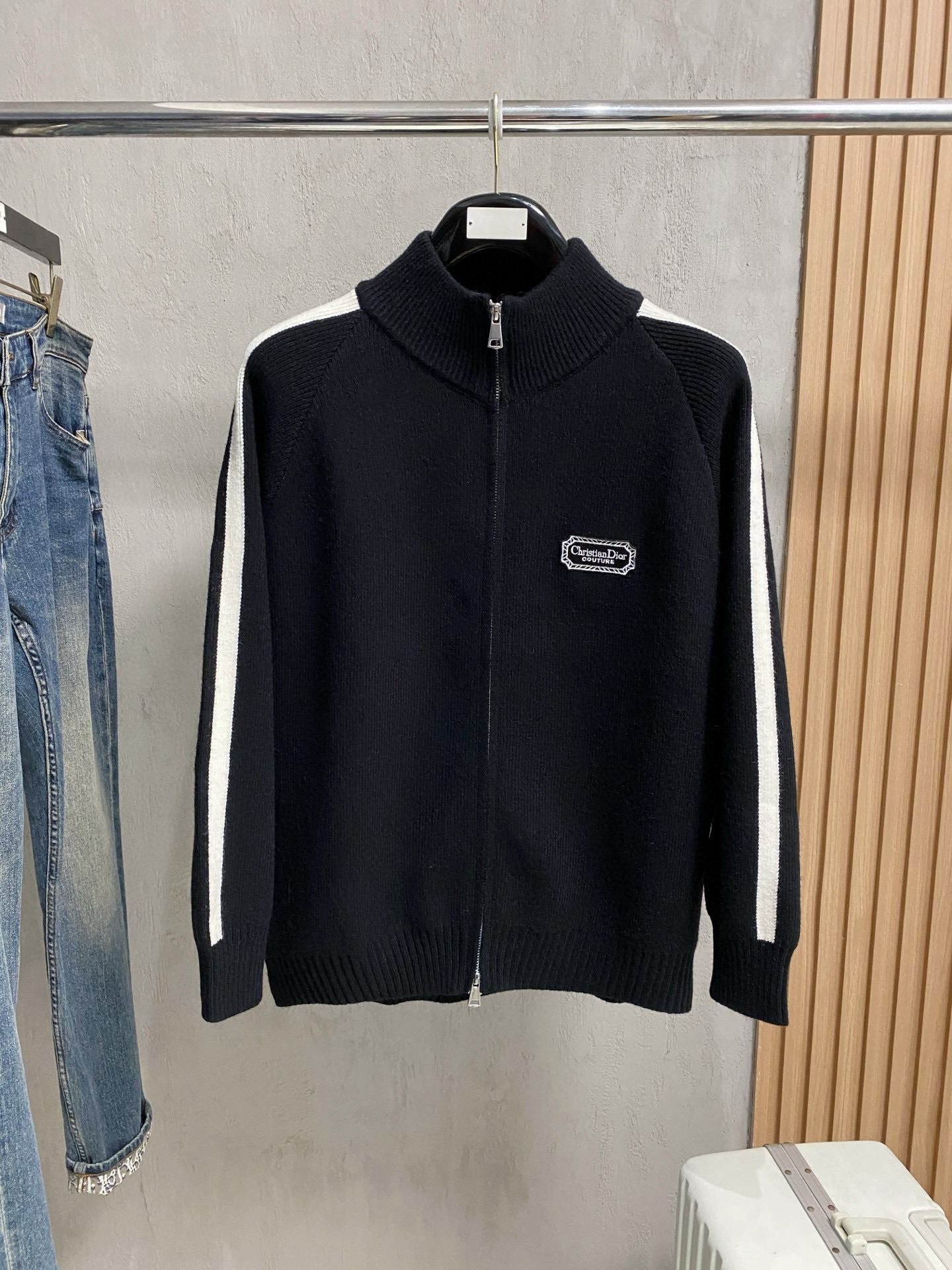 디올 남자 가디건