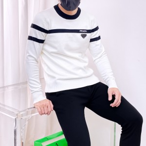 프라다 남자 니트