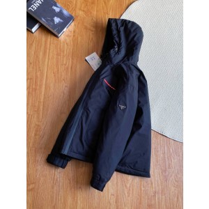 프라다 남자 패딩