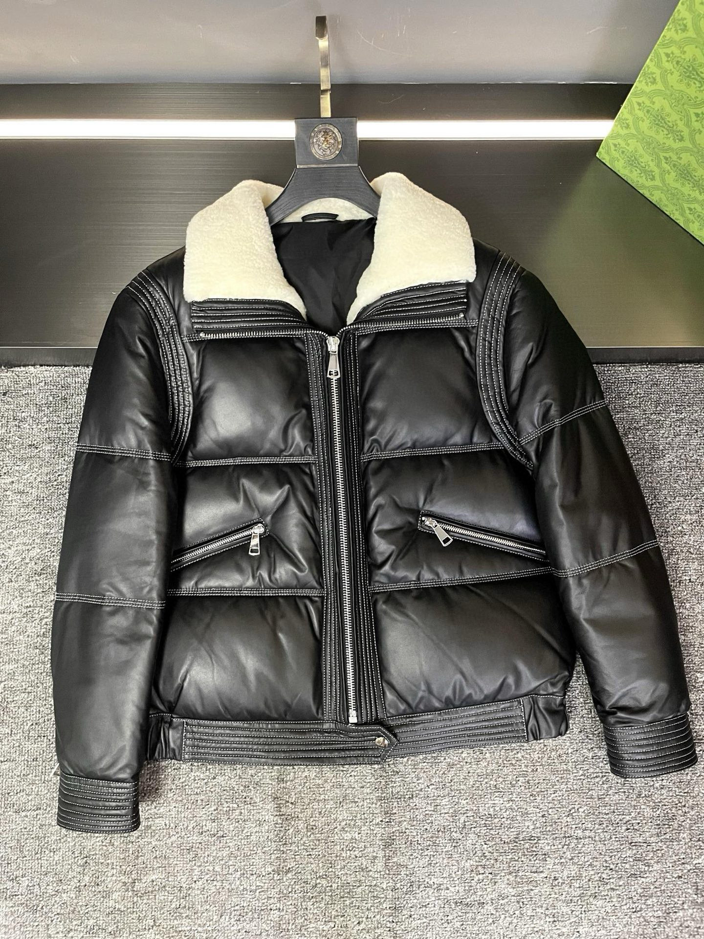 에르메스 남자 패딩