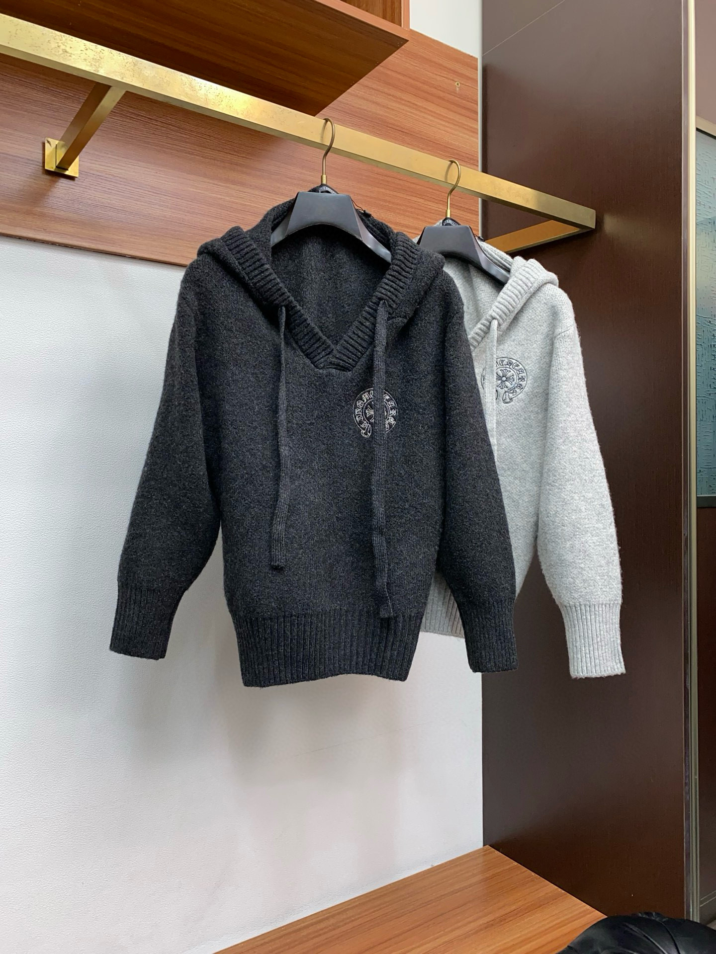 크롬하츠 2컬러 남자 니트