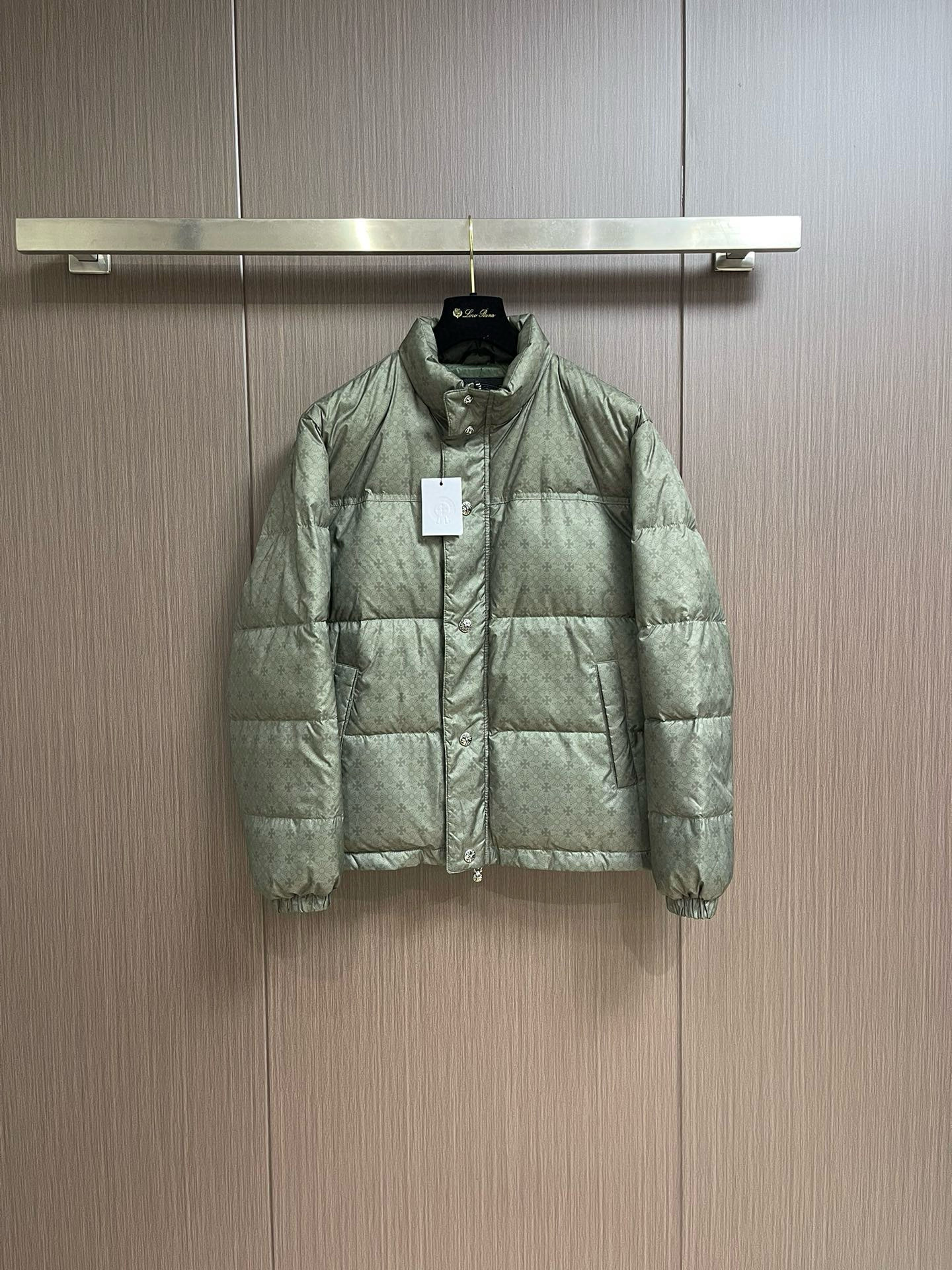 크롬하츠 남자 패딩