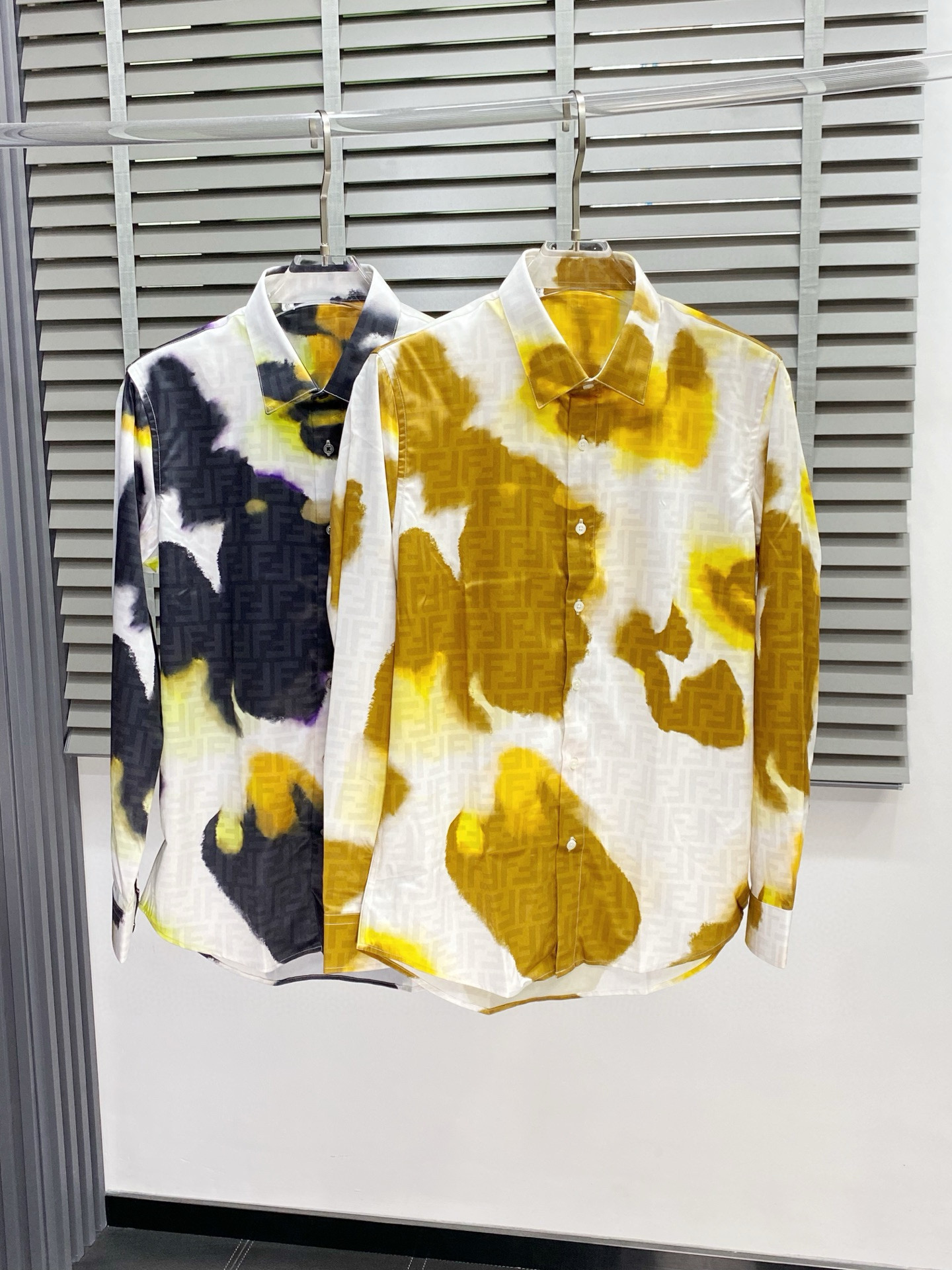 펜디 2컬러 남자 셔츠