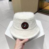 펜디 겨울 모자