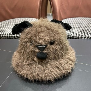 발렌시아가 겨울 모자