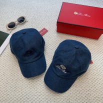 로로피아나 모자