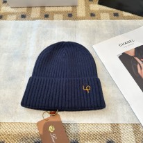 로로피아나 겨울 모자