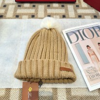 로로피아나 겨울 모자