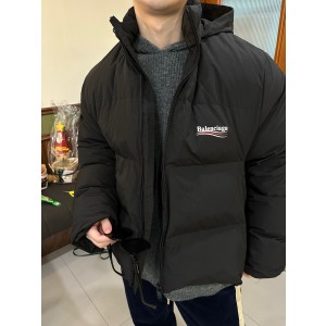 발렌시아가 남녀공용 패딩