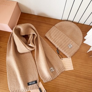 미우미우 겨울 모자 세트