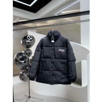 발렌시아가 남자 패딩