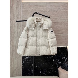 프라다 여자 패딩