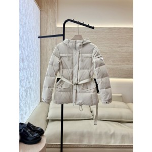 프라다 여자 패딩