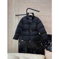 프라다 여자 패딩
