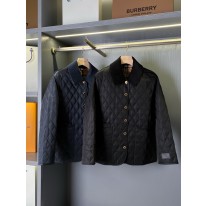 버버리 여자 패딩