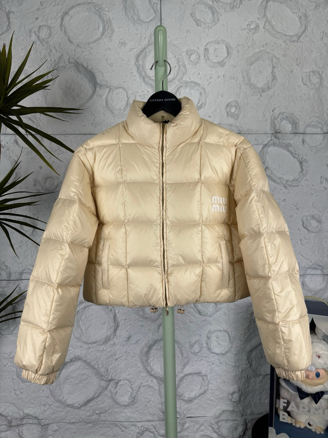 미우미우 여자 패딩