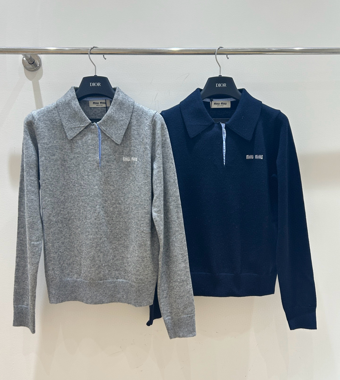 미우미우 2컬러 여자 후드티 맨투맨