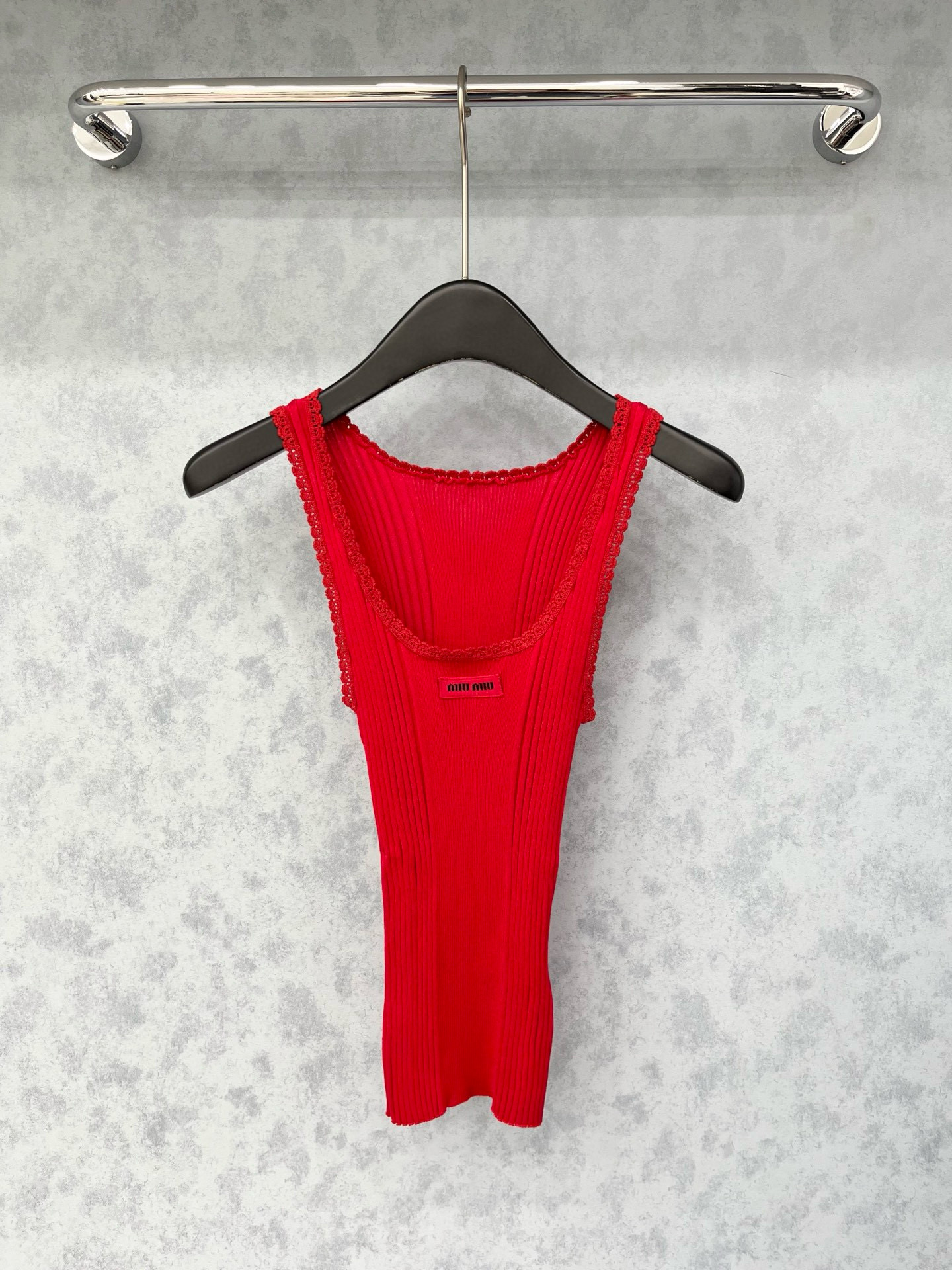 미우미우 2컬러 여자 조끼