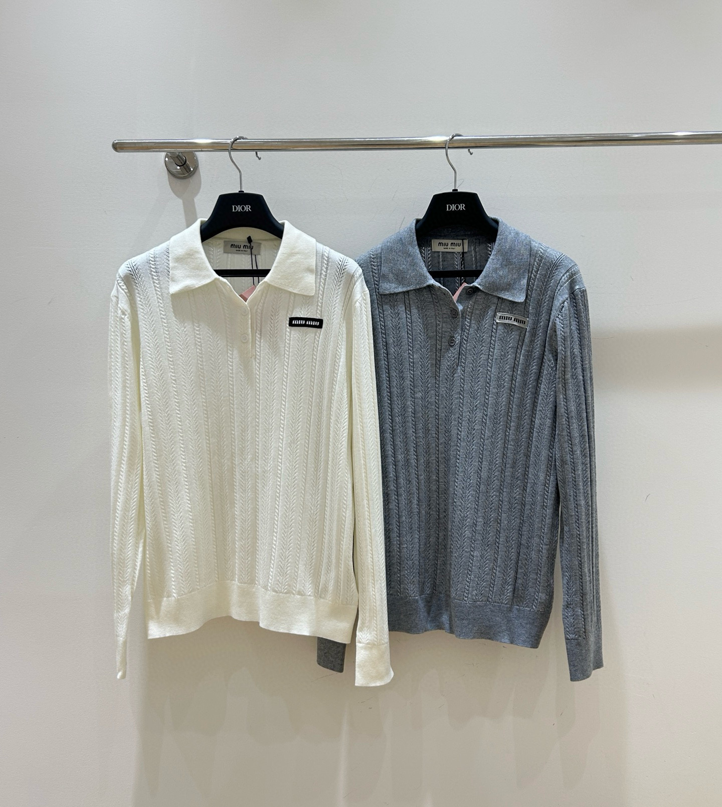 미우미우 2컬러 여자 후드티 맨투맨