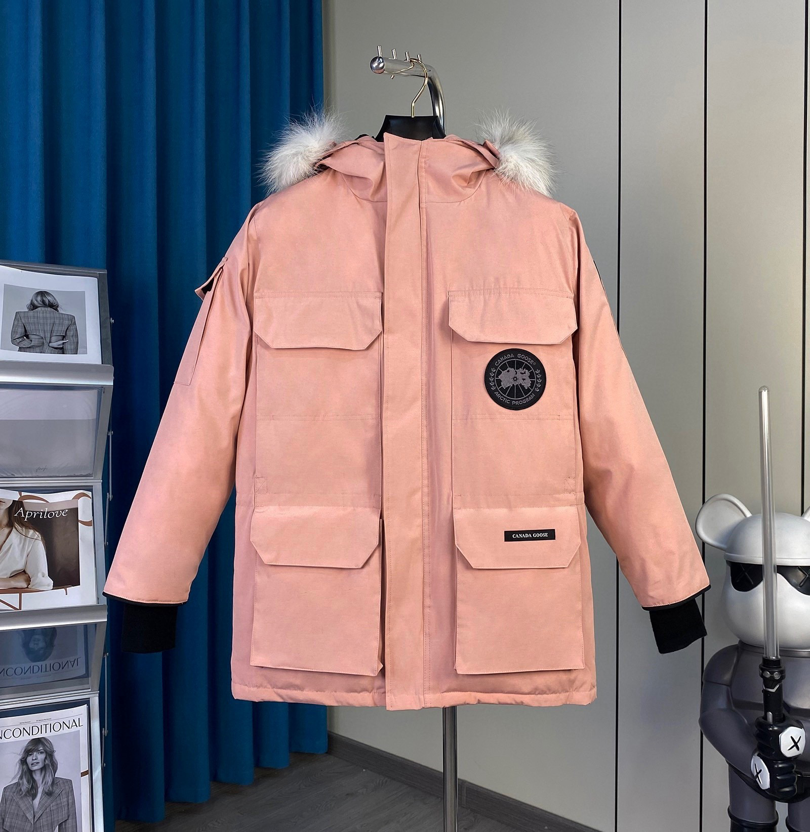 캐나다구스 여자 패딩