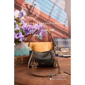 루이비통 M26039 여자가방