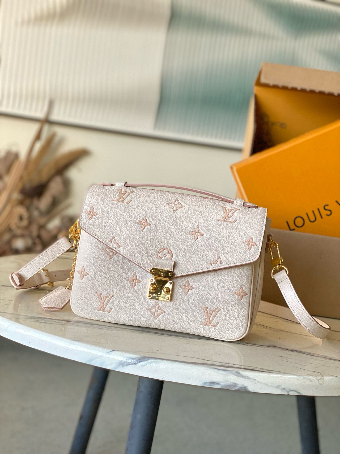 루이비통 M14977 여자가방