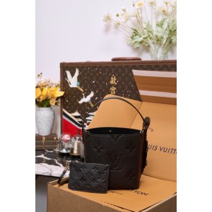 루이비통 M13480 여자가방