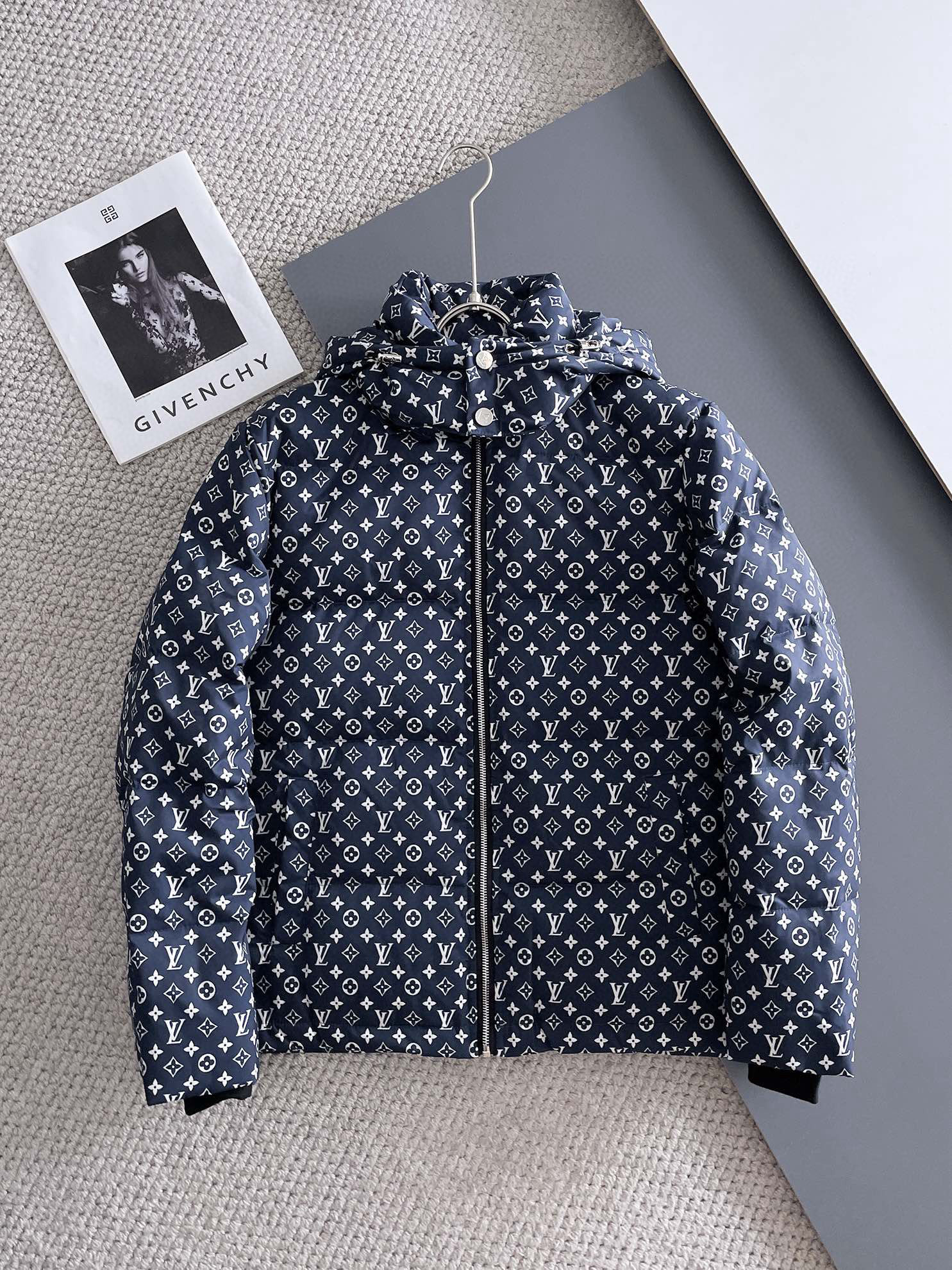 루이비통 남자 패딩