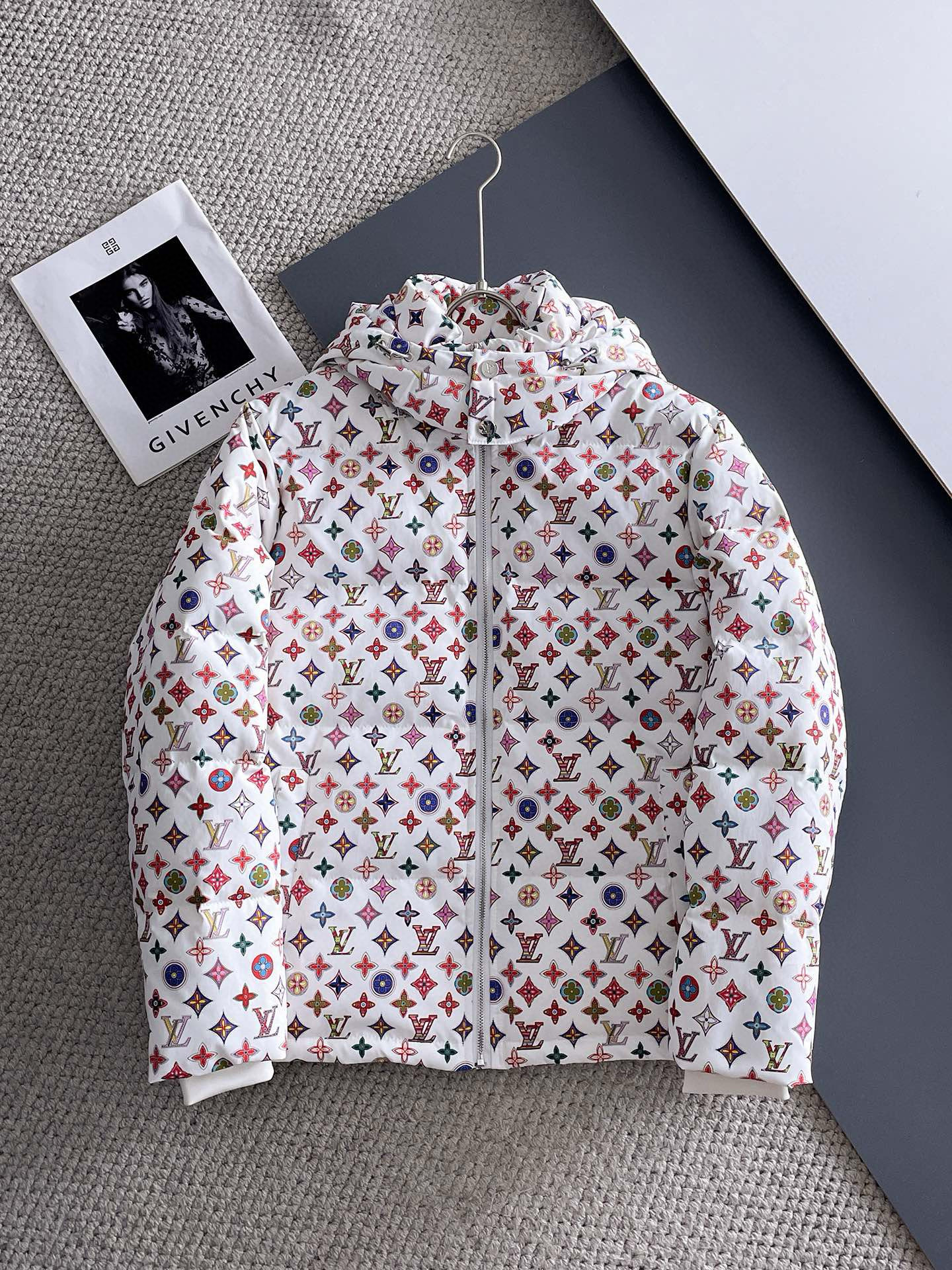 루이비통 남자 패딩