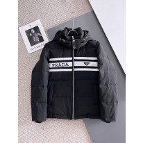프라다 남자 패딩
