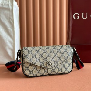 구찌 764961 남자가방