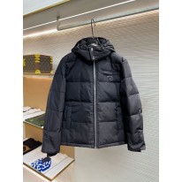 프라다 남자 패딩