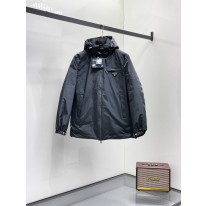 프라다 남자 패딩