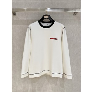 프라다 남자 맨투맨