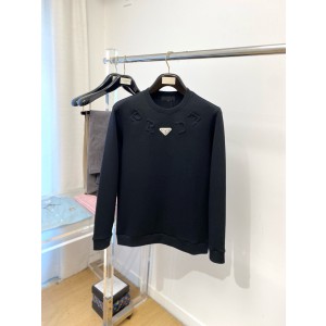 프라다 남자 맨투맨