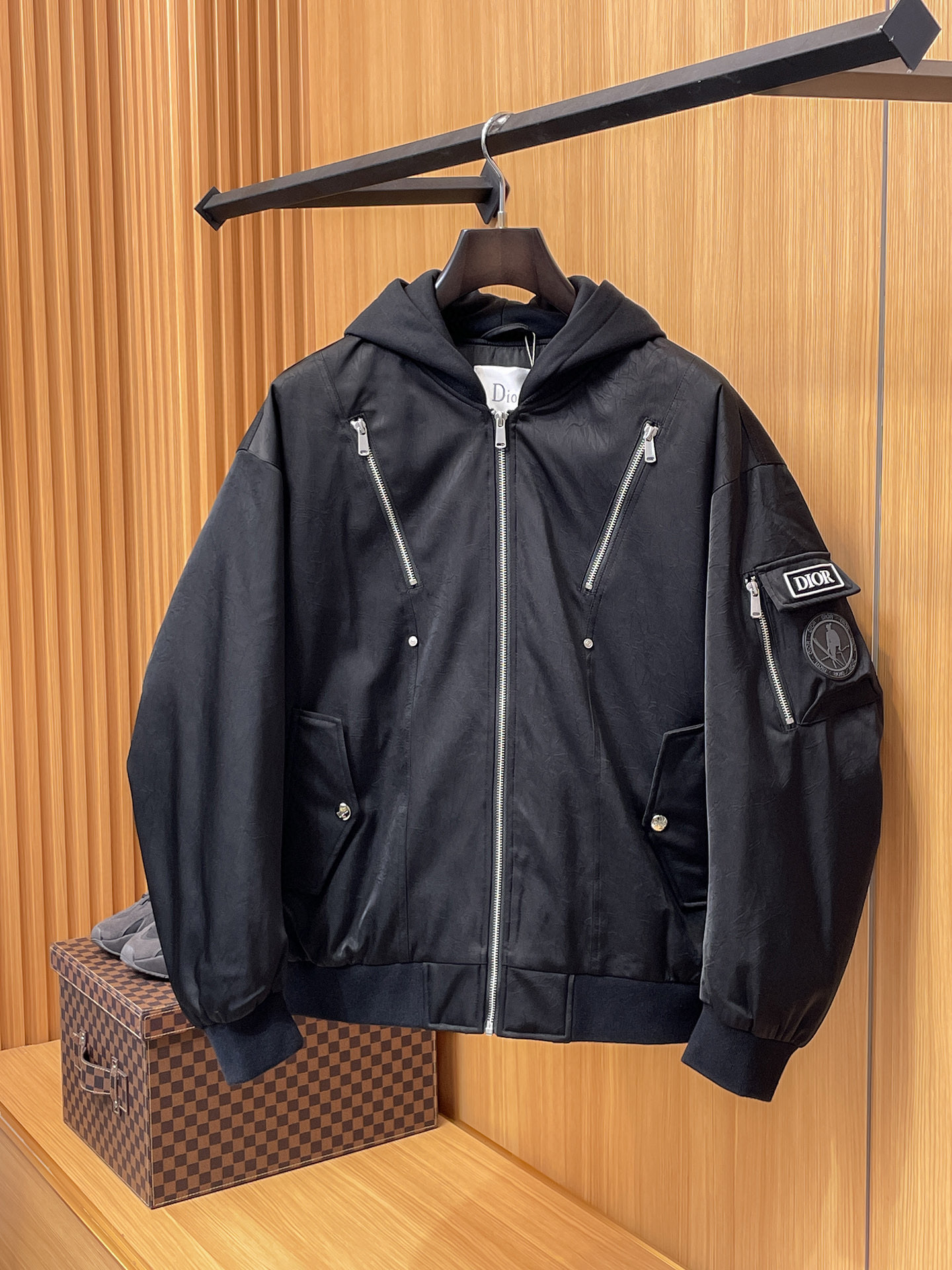 디올 남자 패딩