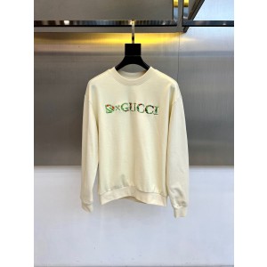 구찌 남자 맨투맨