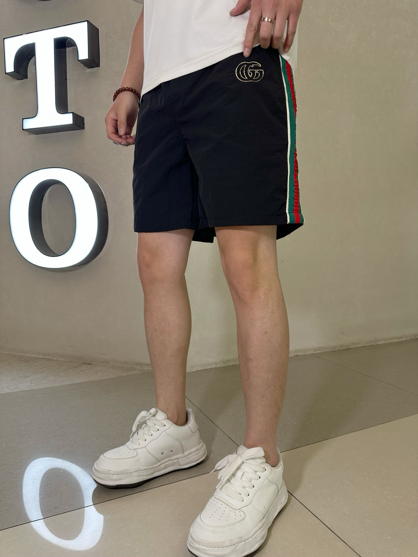 구찌 남자 반바지