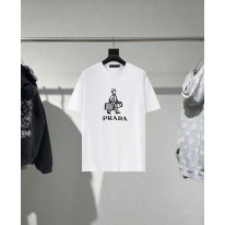 프라다 남자 반팔티