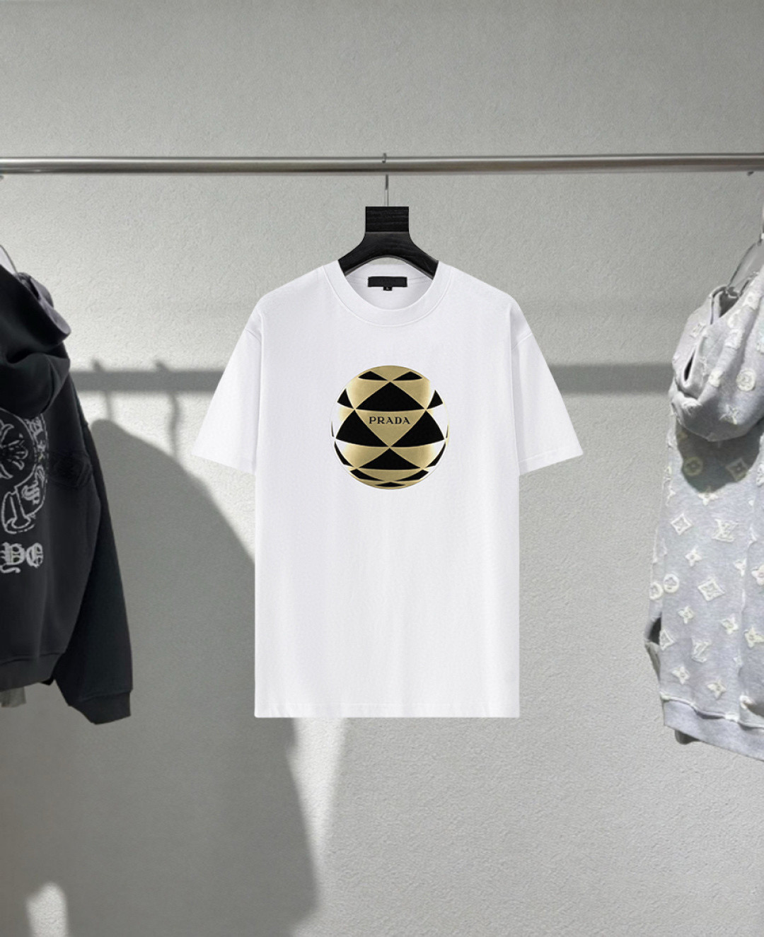 프라다 남자 반팔티