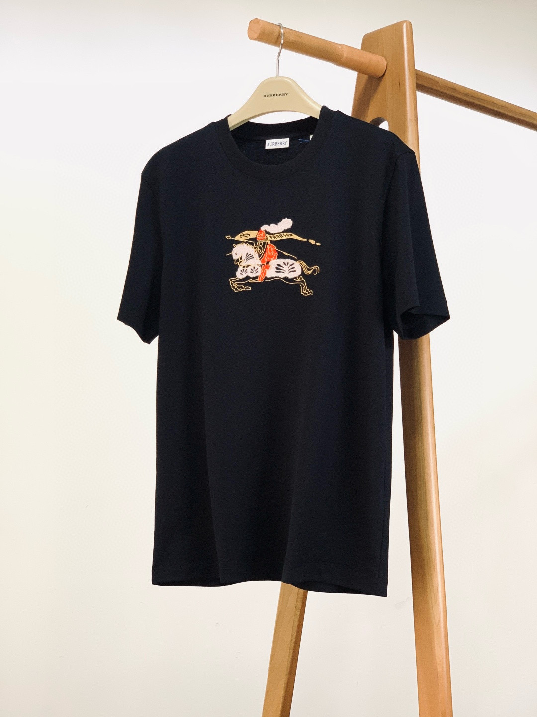 버버리 남자 반팔티