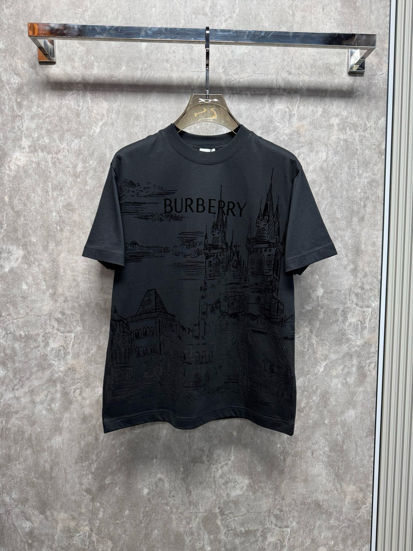 버버리 남자 반팔티