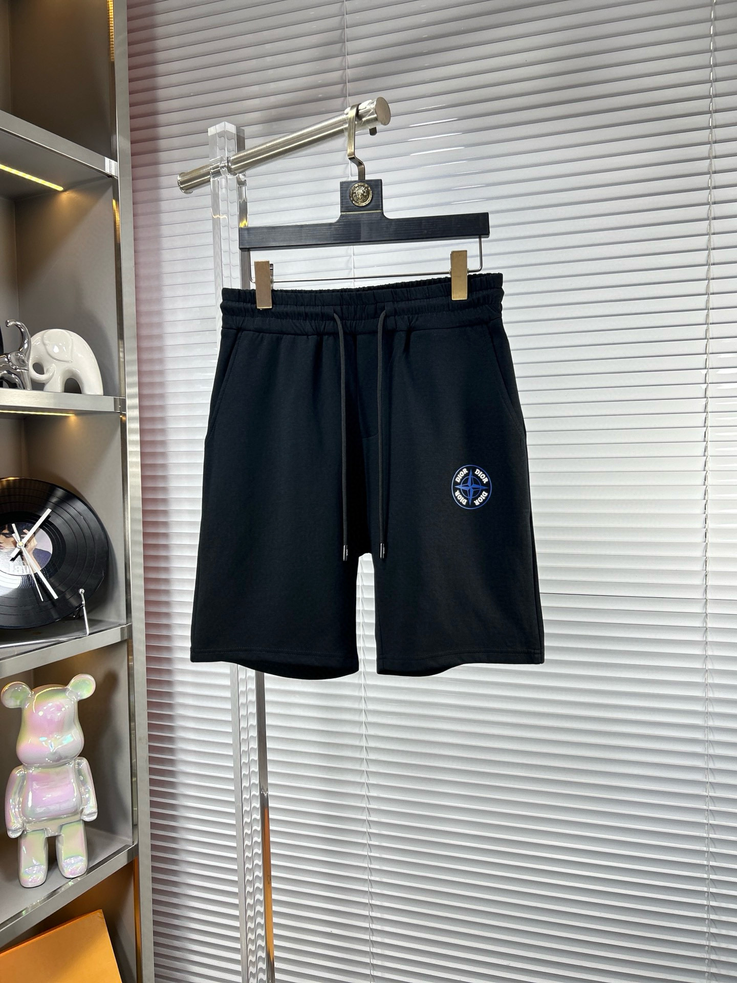 디올 남자 반바지